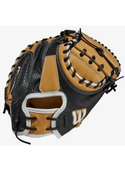 Wilson A2K M1D W/SuperSnakeSkin™ (C) 33.5-inch Catchers Mitt